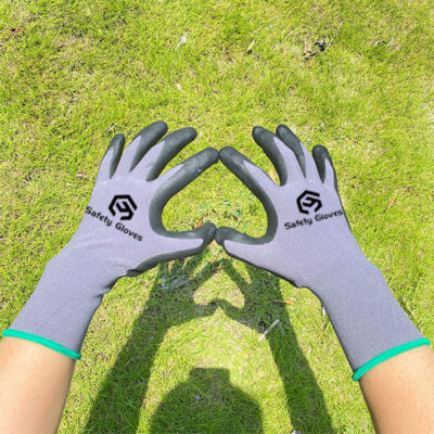 White nitrile foam winter work gloves