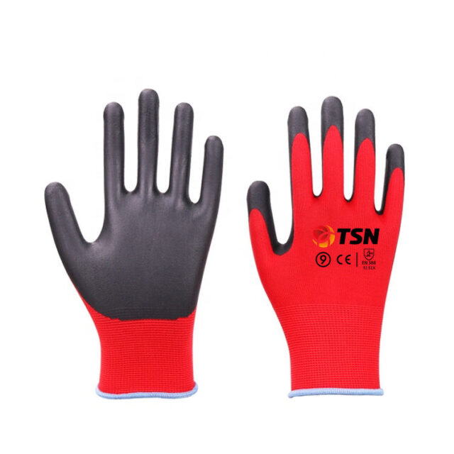 Industrial nitrile foam coated gloves