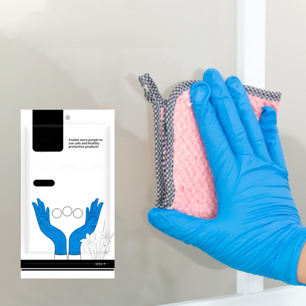 Powder-free disposable nitrile gloves